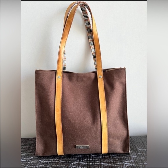 Burberry’s Blue label Tote - Picture 5 of 12